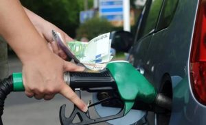Manomissione distributori di benzina