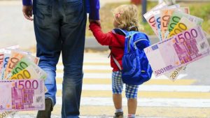 Accompagnare i figli a scuola (fonte web) - moralizzatore.it
