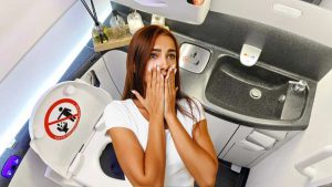 Allarme bagno aereo (Fonte web) - moralizzatore.it