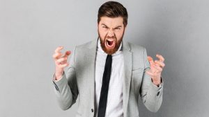 Lavoratori a rischio, adesso ti chiedono il tesserino obbligatorio: se non lo hai sono 300€ di multa