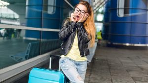 Voli low cost, se arrivi in ritardo devi pagare 120€ al Gate: se non sborsi rimani a terra
