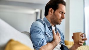 Ti svegli sempre stanco, attenzione è il primo sintomo del cuore che cede