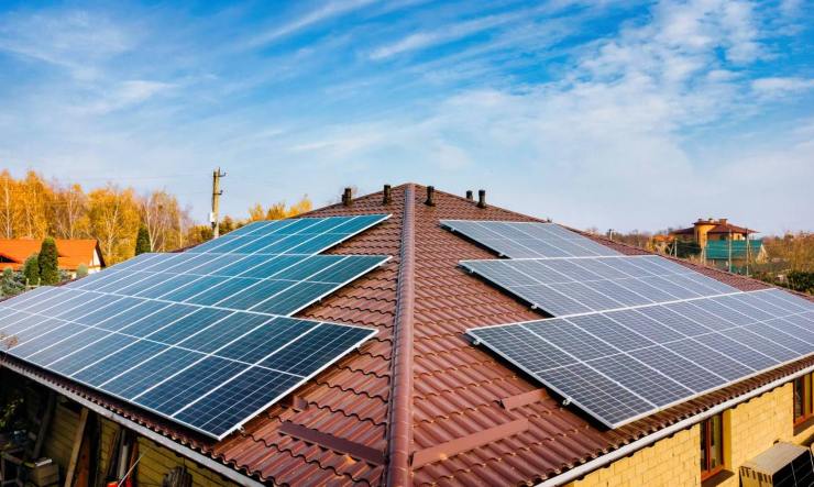 Fotovoltaico-residenziale-tetto (web) - moralizzatore.it
