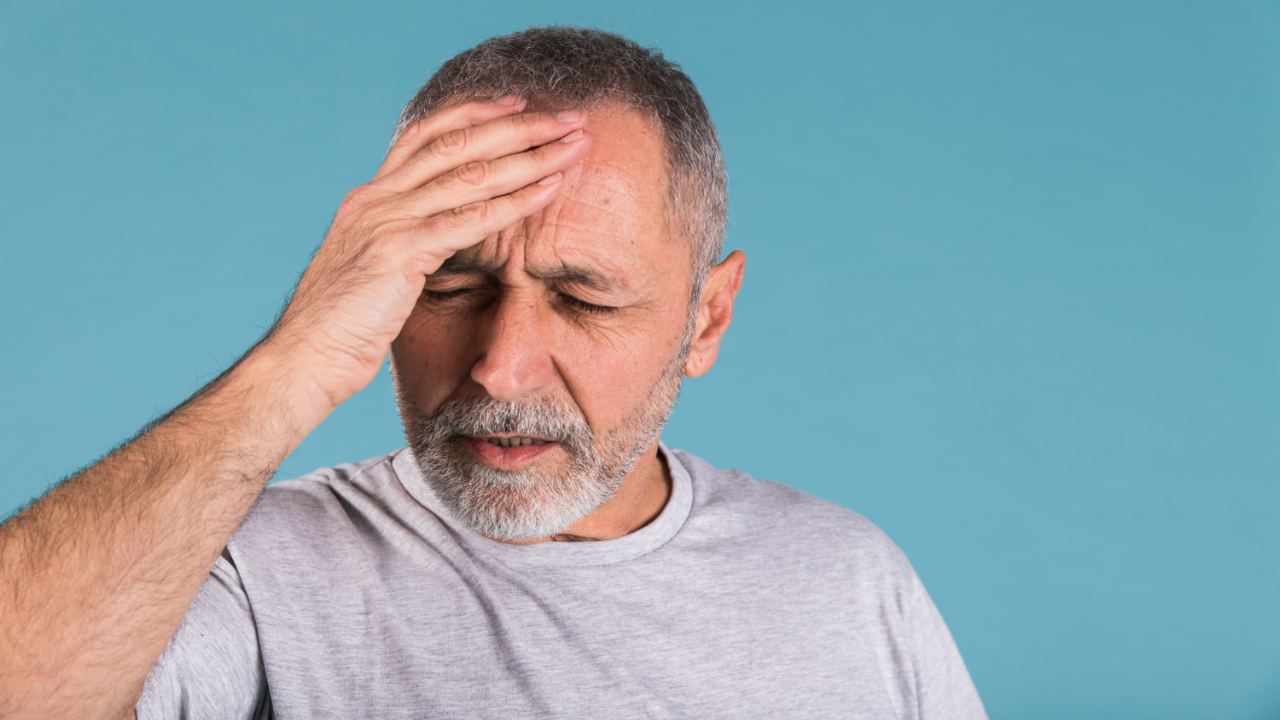 "Sono inciampato", ma era un ictus: presta attenzione a come succede