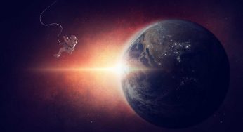 Un equipaggio tutto al femminile guidato dalla fidanzata di Jeff Bezos, atterra in Texas dopo aver raggiunto il limite dello spazio