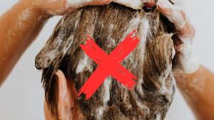 Lavarsi i capelli è vietato