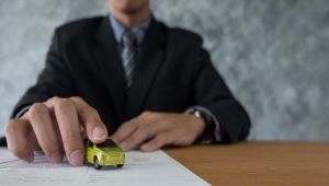Assicurazione Auto, "la pagate anche sulle auto che non guidate"
