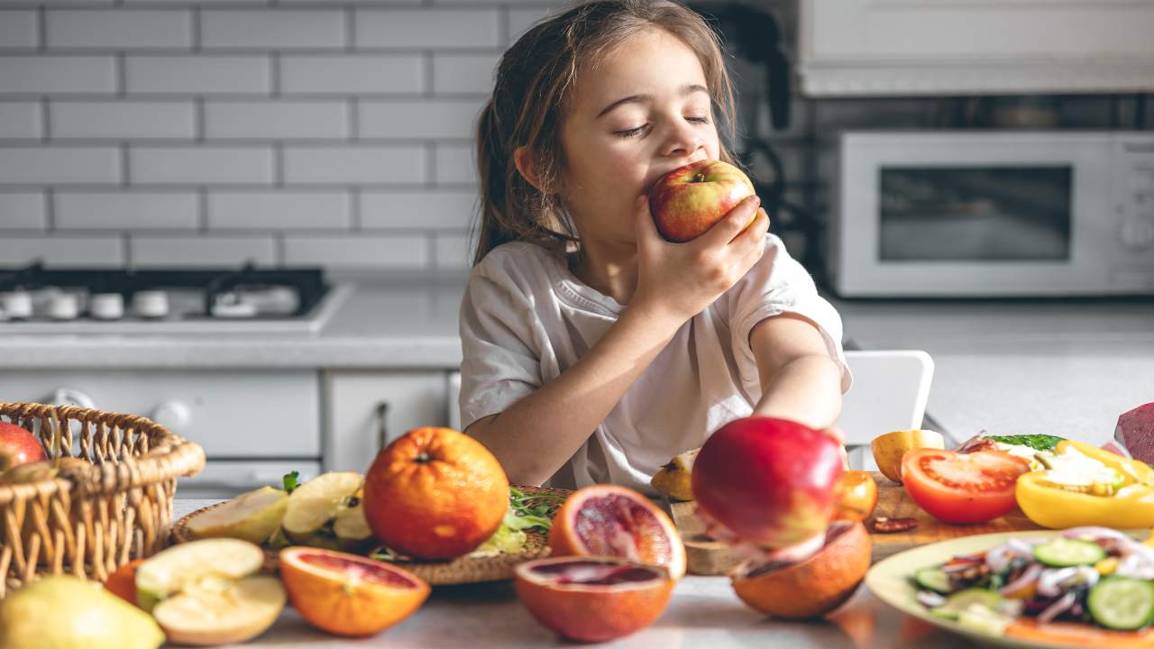 Ufficiale, "Questa frutta è cancerogena, contiene la tossina letale"