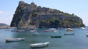 Isola d’Ischia, non devi vendere un rene per un weekend romantico
