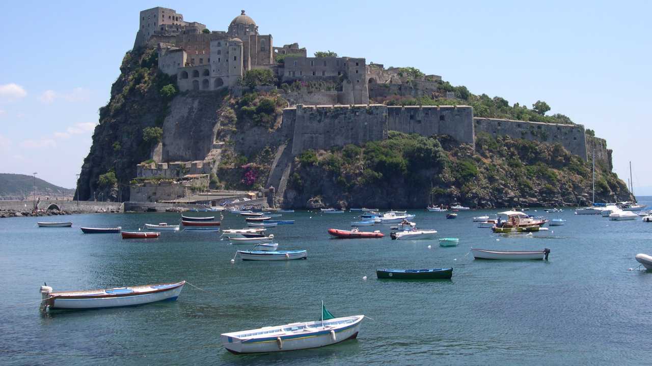 Isola d’Ischia, non devi vendere un rene per un weekend romantico
