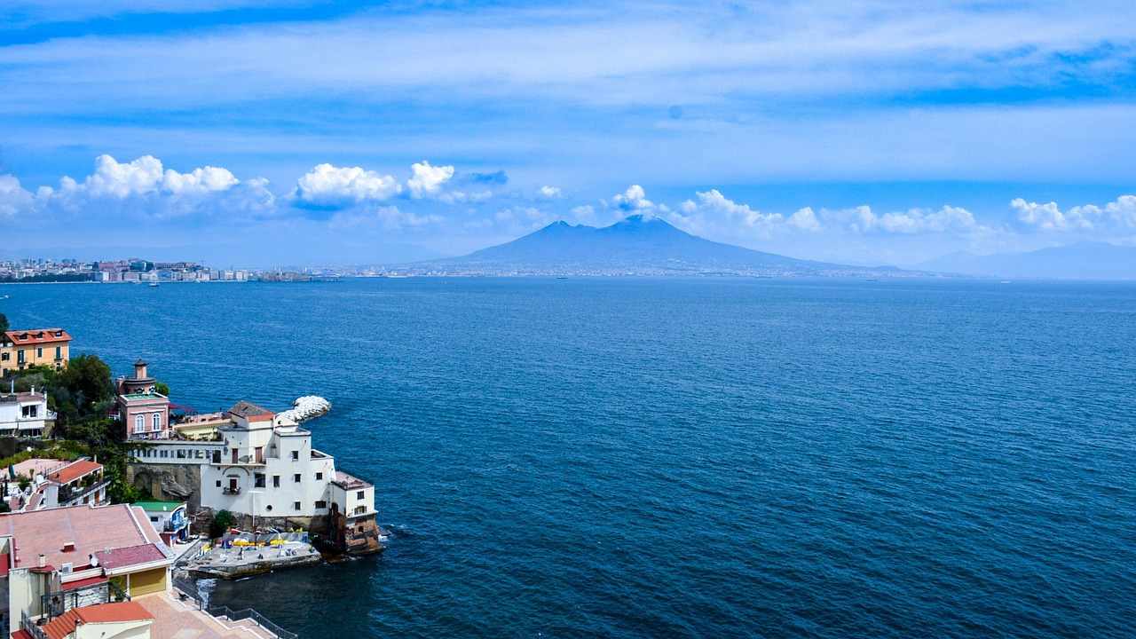 mare napoli
